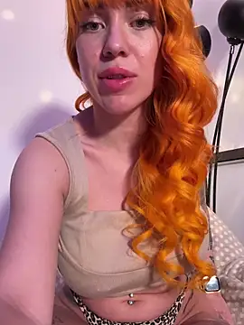 Pia July  online show from 01/30/25, 09:25