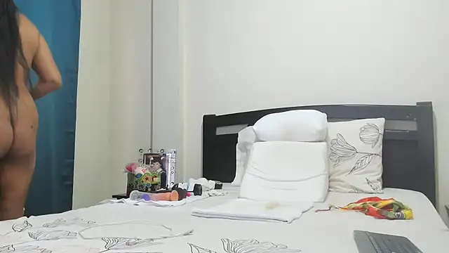 mara2020 69 online show from 11/01/25, 12:54