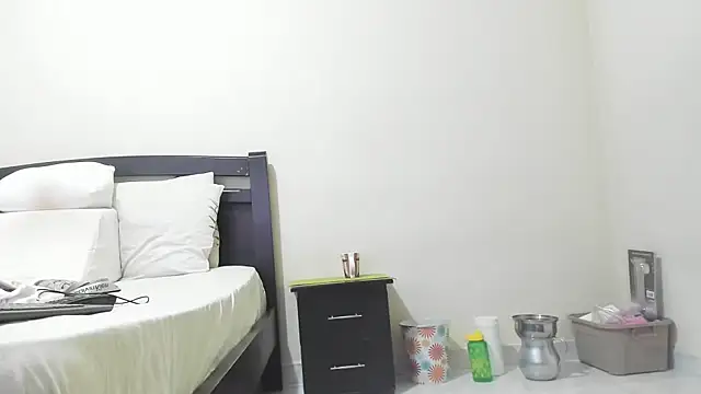 mara2020 69 online show from 11/15/25, 01:48