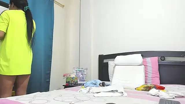 mara2020 69 online show from 09/25/25, 03:40