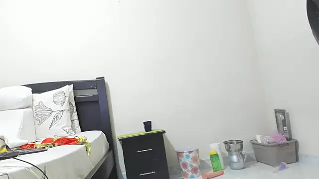 mara2020 69 online show from 11/08/25, 01:36