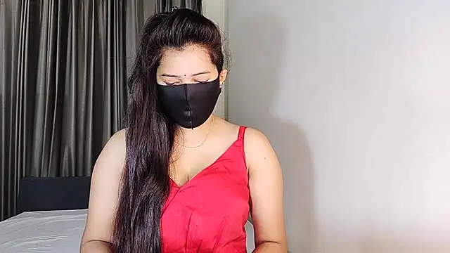 YourLovelyQueen online show from 12/22/24, 04:39