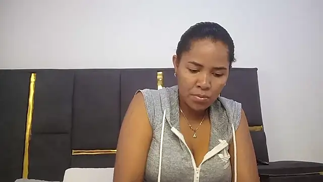 Snapshot of aleixane chatting on 03/29/26, 06:37 aleixane online show from 03/29/26, 06:37