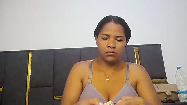 aleixane online show from 12/19/25, 03:32