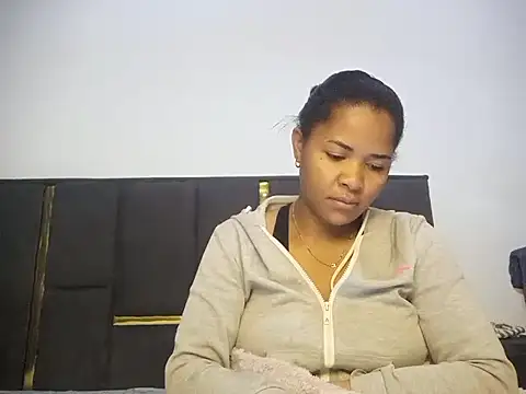 Snapshot of aleixane chatting on 07/08/26, 04:24 aleixane online show from 07/08/26, 04:24
