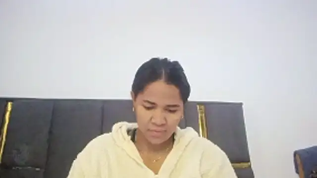Snapshot of aleixane chatting on 06/22/26, 05:37 aleixane online show from 06/22/26, 05:37