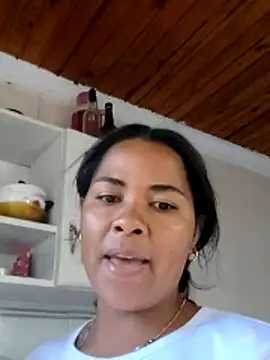 Snapshot of aleixane chatting on 06/05/26, 10:21 aleixane online show from 06/05/26, 10:21