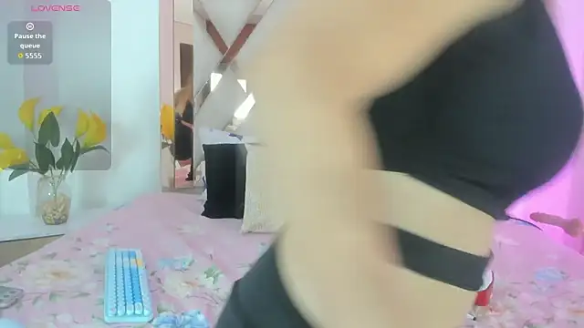 elena mature online show from 03/13/26, 07:08