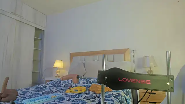 elena mature online show from 12/18/25, 07:40