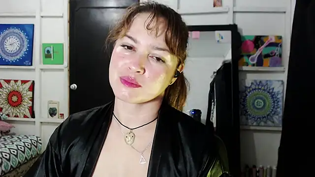 solamatista11 online show from 10/14/25, 07:36