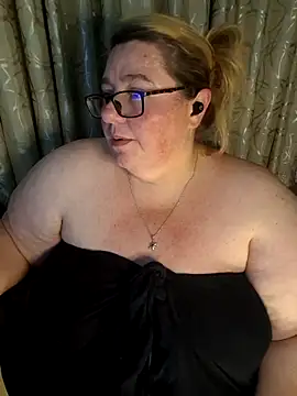 Snapshot of Iceprincess2bad4u chatting on 05/03/26, 06:22 Iceprincess2bad4u online show from 05/03/26, 06:22