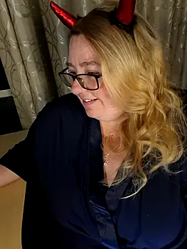 Iceprincess2bad4u online show from 02/10/26, 06:29