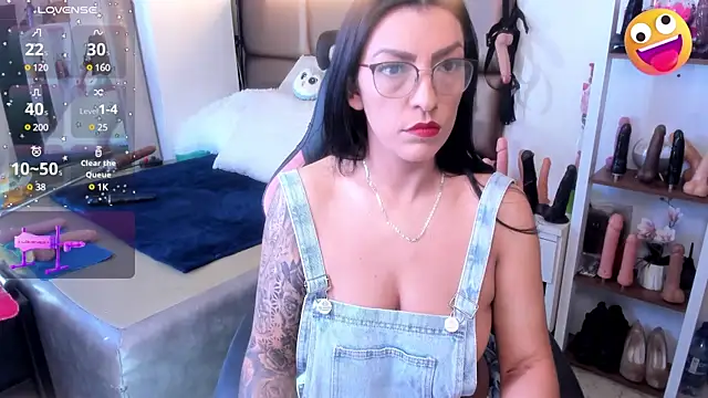 janette rider online show from 03/11/25, 03:04