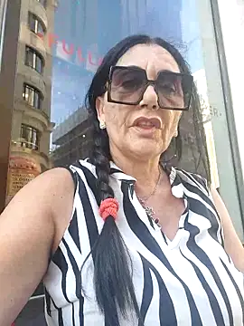 Snapshot of La_Vedova_Allegra chatting on 06/19/26, 06:03 La Vedova Allegra online show from 06/19/26, 06:03
