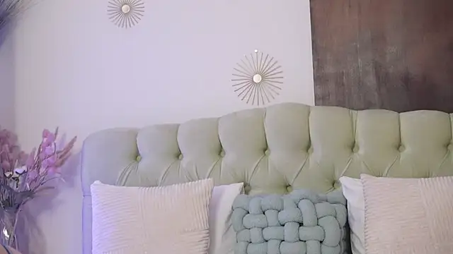 Britney Lynn online show from 04/23/26, 03:02