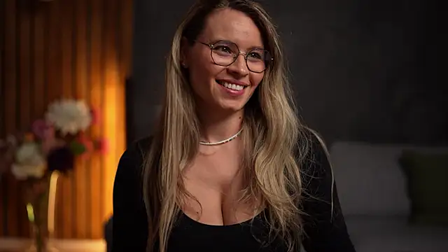 Snapshot of BrandyWhite chatting on 02/04/26, 05:35 BrandyWhite online show from 02/04/26, 05:35