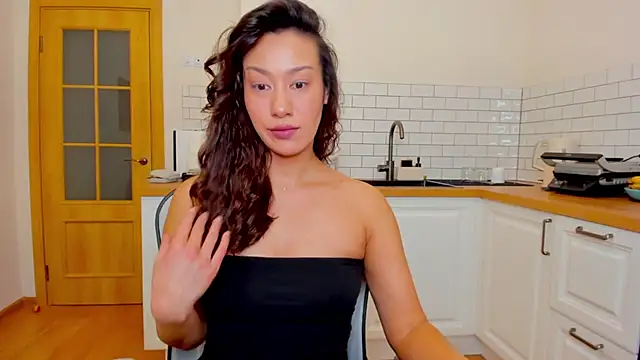 FieryHeart online show from 12/18/25, 06:12