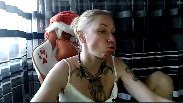 cold lollipop online show from 04/21/26, 06:20