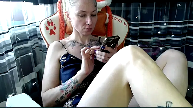 cold lollipop online show from 02/15/26, 07:51