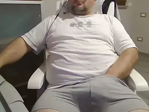 iron boy80 online show from 11/14/25, 11:41