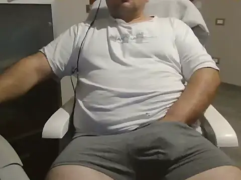 iron boy80 online show from 11/16/25, 05:39