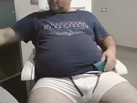 iron boy80 online show from 10/26/25, 03:45