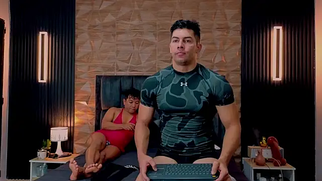 FelipeAndMarcello3 online show from 09/08/25, 02:16