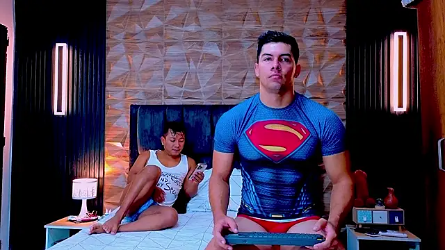 FelipeAndMarcello3 online show from 03/12/26, 01:59