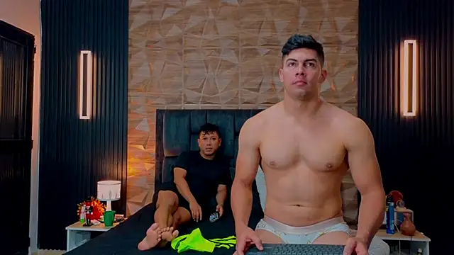 FelipeAndMarcello3 online show from 10/06/25, 02:29