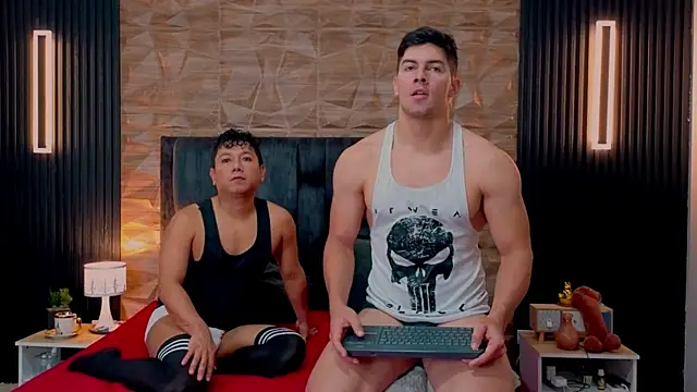 FelipeAndMarcello3 online show from 09/09/25, 02:26