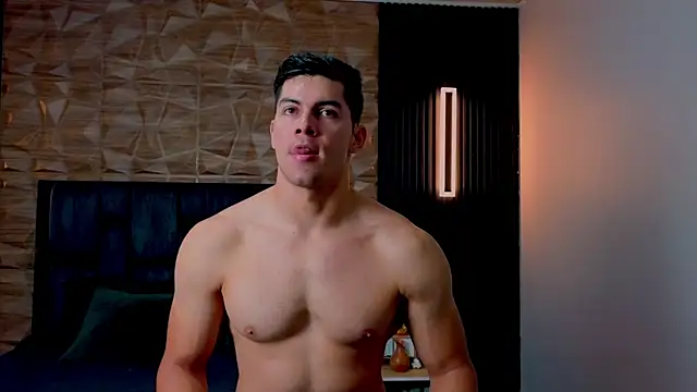 FelipeAndMarcello3 online show from 10/18/25, 08:11