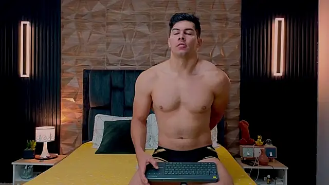 FelipeAndMarcello3 online show from 09/17/25, 02:08