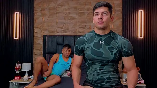 FelipeAndMarcello3 online show from 11/18/25, 02:31