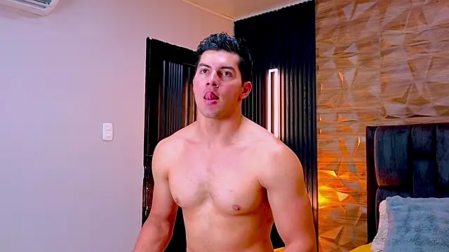 FelipeAndMarcello3 online show from 06/02/26, 03:45