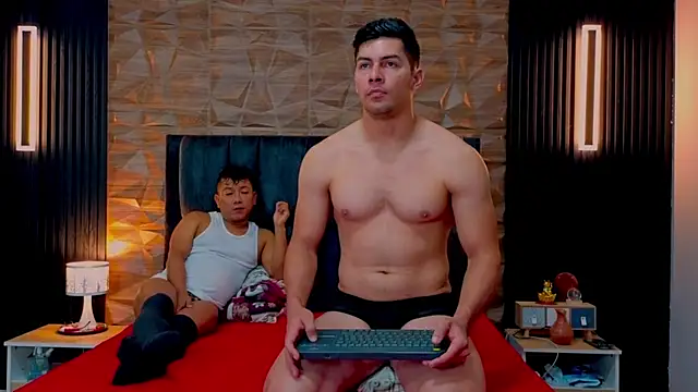 FelipeAndMarcello3 online show from 11/14/25, 02:32