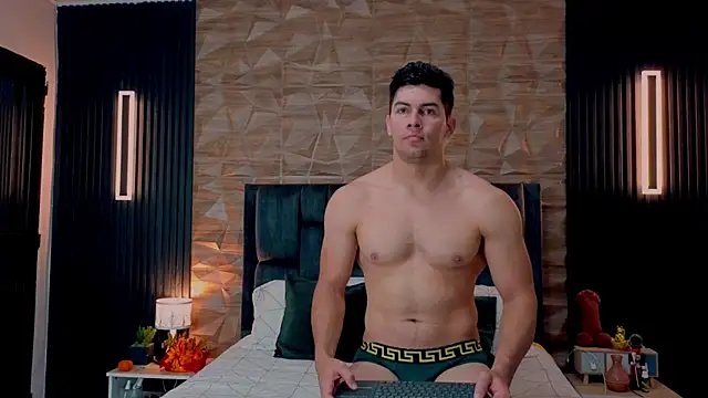 FelipeAndMarcello3 online show from 09/22/25, 02:45