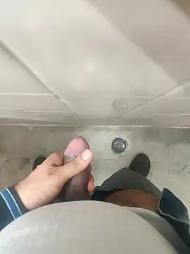 Snapshot of mayavi_baba chatting on 01/31/25, 08:54 mayavi baba online show from 01/31/25, 08:54