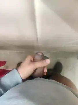 Snapshot of mayavi_baba chatting on 01/25/25, 03:09 mayavi baba online show from 01/25/25, 03:09