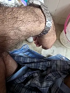 Snapshot of mayavi_baba chatting on 10/01/25, 01:37 mayavi baba online show from 10/01/25, 01:37