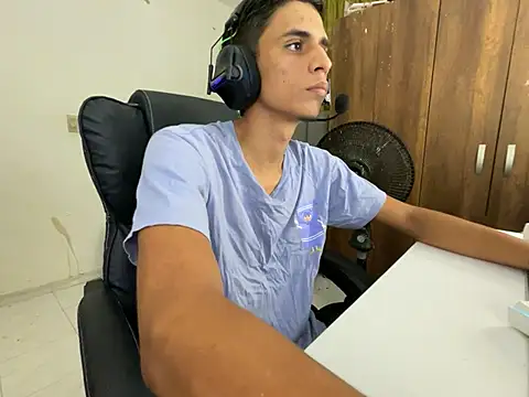 Max TheHorseDick online show from 02/01/25, 04:46