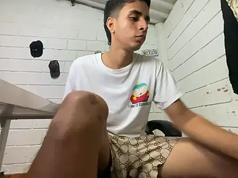 Max TheHorseDick online show from 07/16/26, 02:08