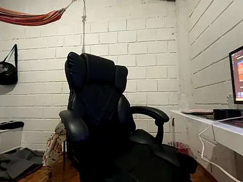 Max TheHorseDick online show from 12/16/25, 02:05