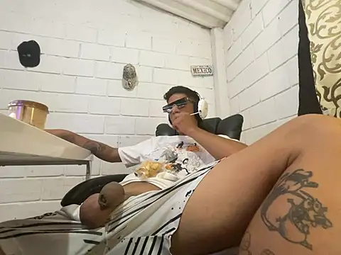 Max TheHorseDick online show from 07/22/26, 08:55