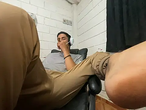 Max TheHorseDick online show from 05/27/26, 01:57