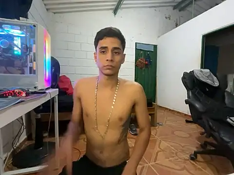 Max TheHorseDick online show from 05/08/26, 06:28