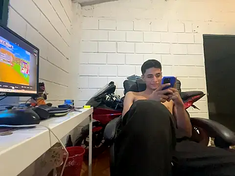 Max TheHorseDick online show from 10/23/25, 03:49