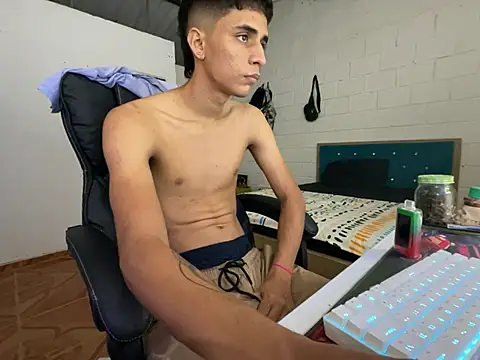 Max TheHorseDick online show from 02/24/25, 03:55