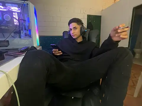 Max TheHorseDick online show from 03/20/26, 07:31