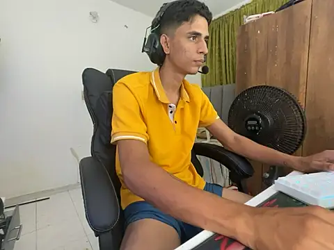 Max TheHorseDick online show from 01/15/25, 03:11