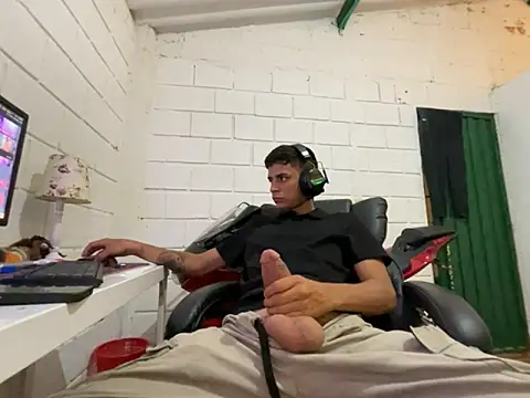 Max TheHorseDick online show from 10/03/25, 12:47